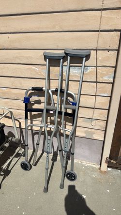 Crutches free