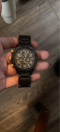 Nixon Chronograph Watch Black and Gold