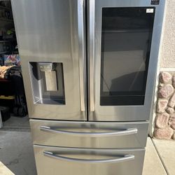 Samsung Refrigerator $1,100