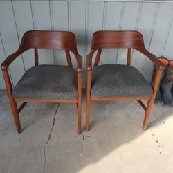 Mid Century Hardwood Chairs Fine Craftsmanship 