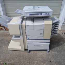 Sharp Copier AR-M355U With Sorters, Auto Stapler, Scan And Fax -- Free, needs Troubleshooting