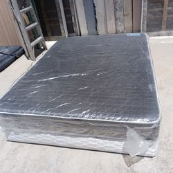 New Queen Mattress And Box Spring 