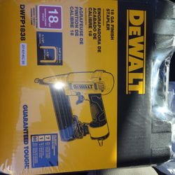 DeWalt  Staple Gun