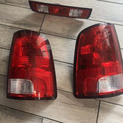 2016 Ram 1500 Taillight Set