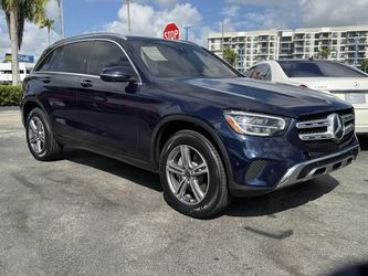 2022 Mercedes-Benz GLC 300