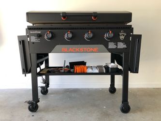 Blackstone 4 Burner 36” Griddle, Accessory Kit, Seasoning & Conditioner, Cover, & 4500 Recipe Book
