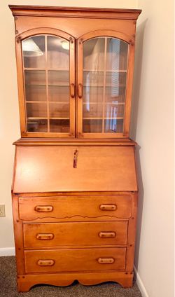 Vintage Secretary Desk/Hutch