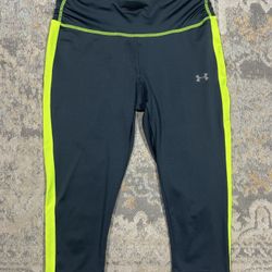 Under Armour Gray Green Fitted Cropped Active Athletic Running Leggings Size XS