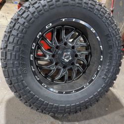 20s On 37s 8x180 Wheels 