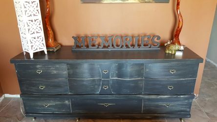 Vintage dresser