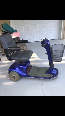 Motorized scooter