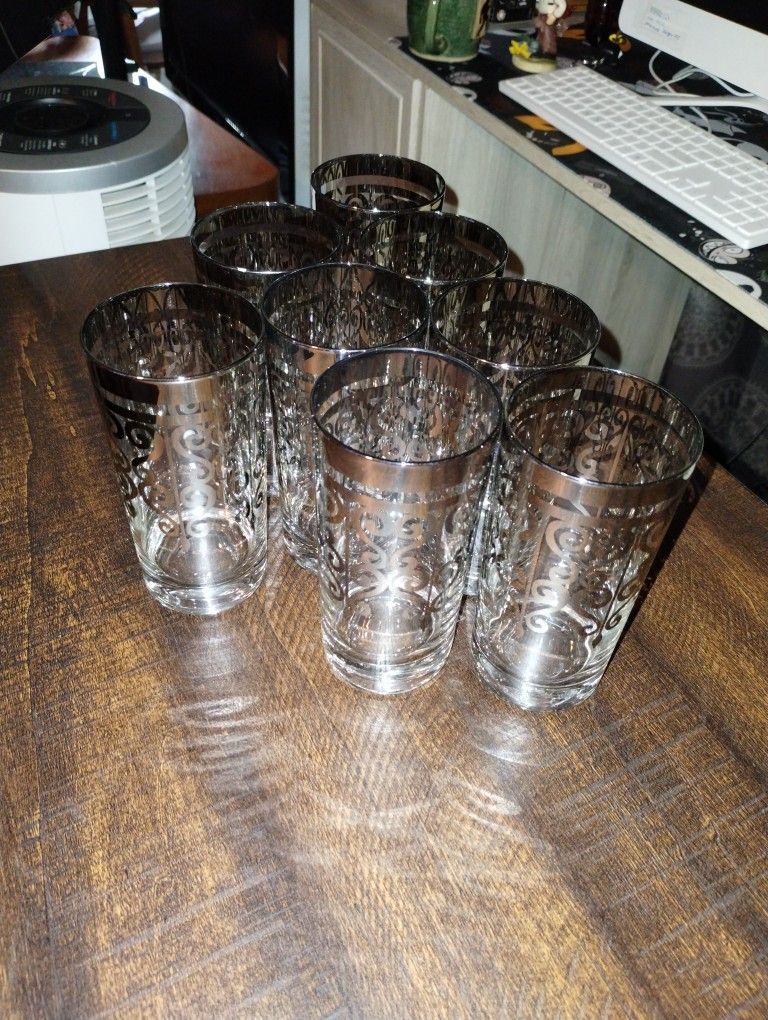 Set Of 8 Vintage Silver Swirl Glasses