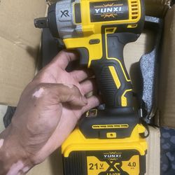 New 2-in-1 21V Cordless Brushless Impact Wrench/Drill (not a Dewalt )