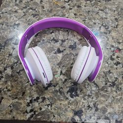 Headphones 