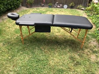 Sierra Comfort Portable Massage Table w/headrest and armrests..72” long X 27” wide…w/bag…NEW