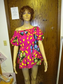Real African wax print top 💯 percent cotton size medium