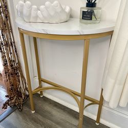 Modern Half-Moon Console Table - Gold & Marble Look