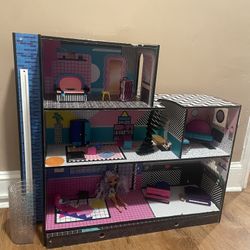 LOL Dollhouse