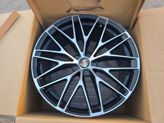 20"new Staggerd PORSCHE MACAN S with new TOYO tires