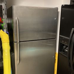 Great Stainless Steel Refrigerator - Clean!