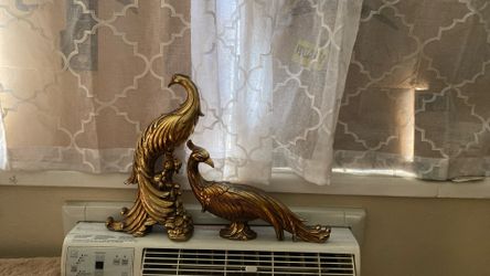 Syroco Syracuse Peacocks From The 1930S Through The 1960S and beautiful condition