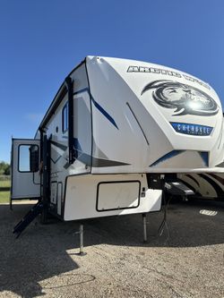 2023 Forest River Cherokee Arctic Wolf