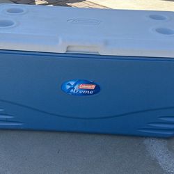 Coleman Xtreme 100 Quart Ice Chest Cooler