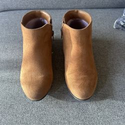 Cat & Jack Suede Boots For Kids. Size 13