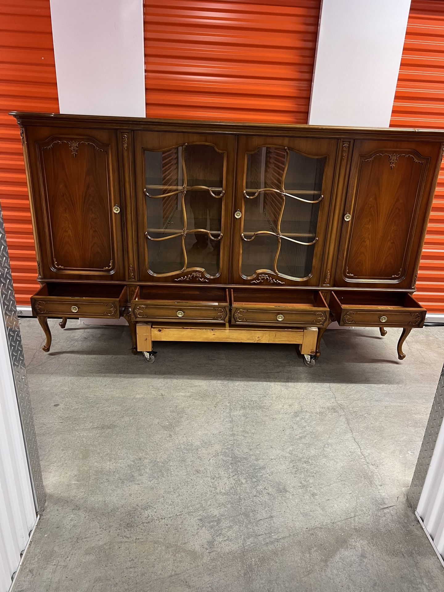 Antique Vintage BIG CABINET.