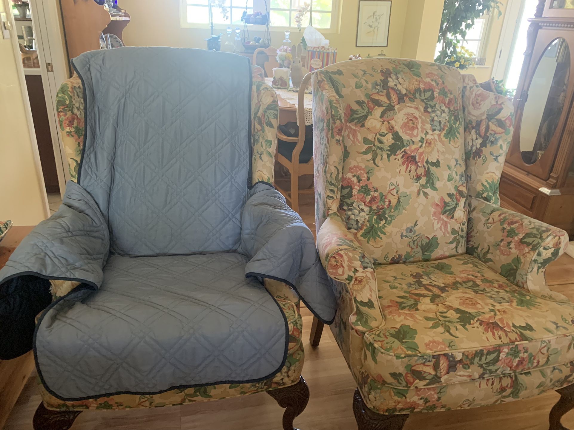 2 Wingback Chairs 