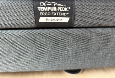 A king size Ergo Extend Adjustable Base