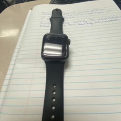 Apple Watch  S5  Locked