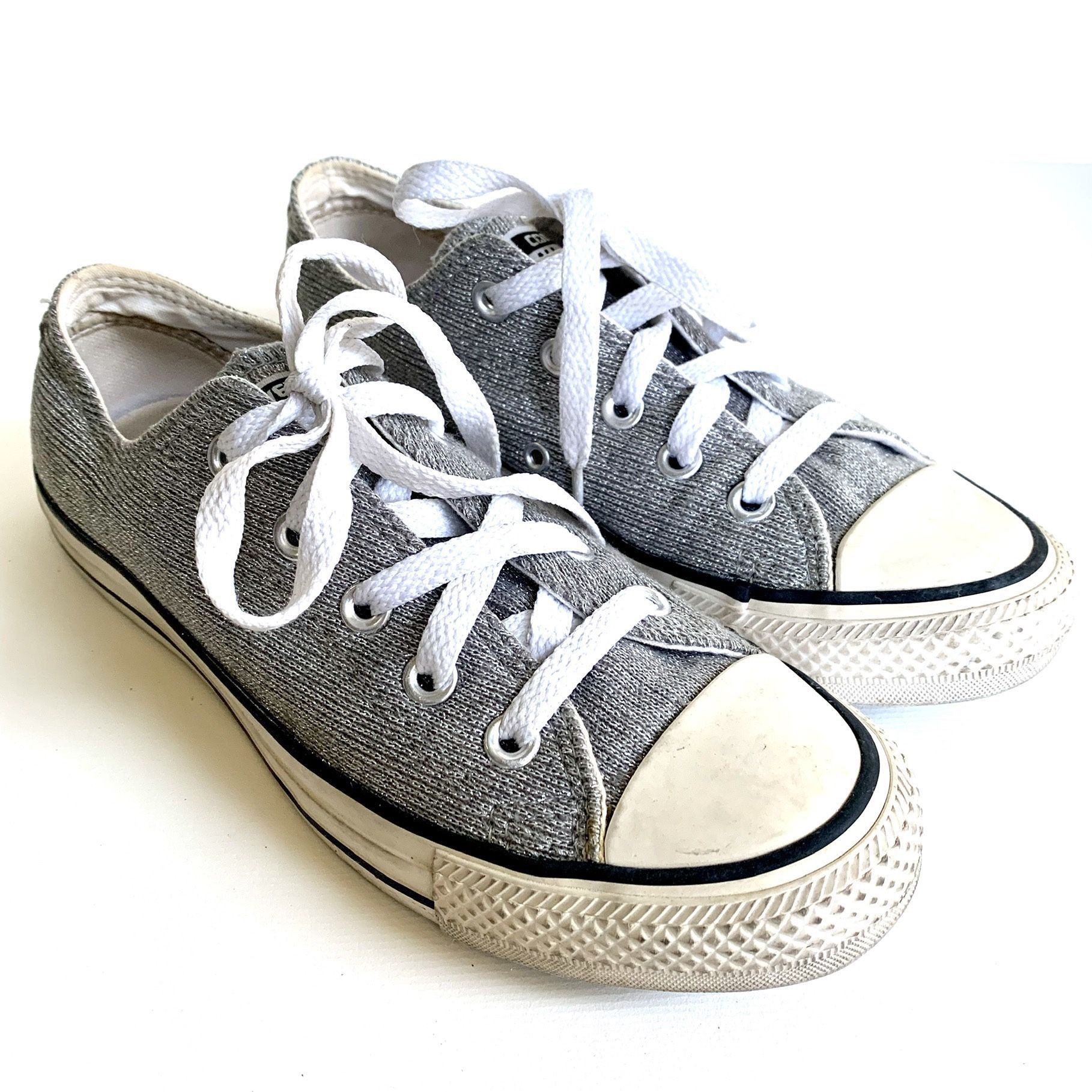 CONVERSE CHUCK TAYLOR ALL STAR GLITTER SNEAKER - WOMEN'S 3.5