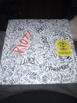 Paramore RIOT! Limited Edition  brand new sealed vinyl Silver Vinyl