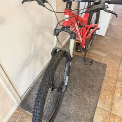 Santa Cruz Superlight