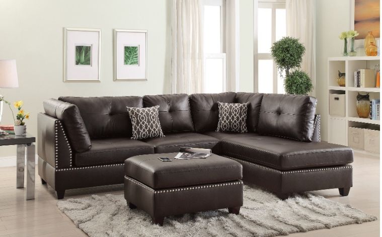 New 3pc Leatherette Sectional With Ottoman 