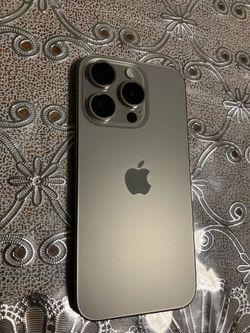 iPhone 15 Pro Max {{256GB}}