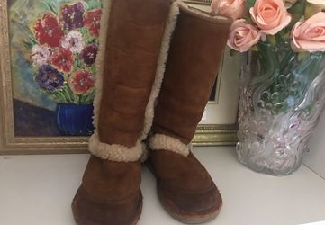 Ugg Tall Sundance Boots 13