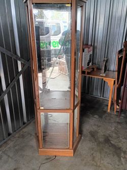 Curio cabinet missing shelves