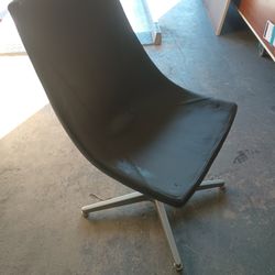 Swivel Style Chair Brand New