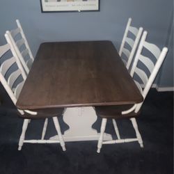 Breakfast Table With 4chairs(this Is A Steal For This Table And 4 Chairs)33 1/2 +53 1/2