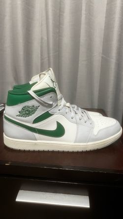 Jordan 1 Mid