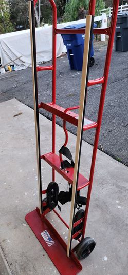 Milwaukee 800-lb Capacity 2 -Wheel Red Steel Appliance Dolly