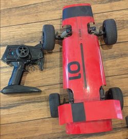 2 RC Cars