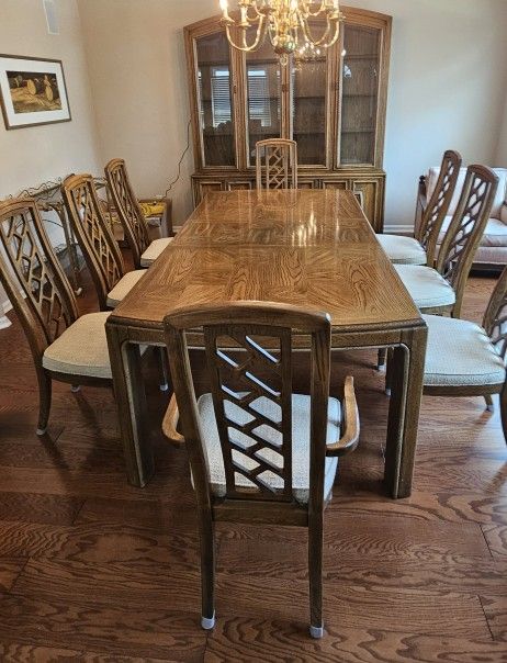 Dining Room Table & Chairs and China Cabinet