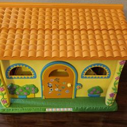  2003 Mattel Dora the Explorer Talking House