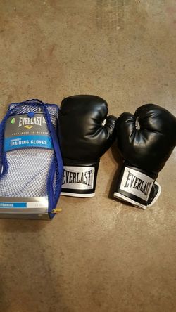 Boxing glove new never use