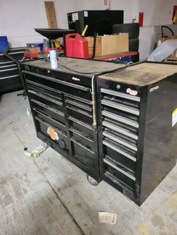 Tool box, amps, and speaker/w amp ALL for only $600.