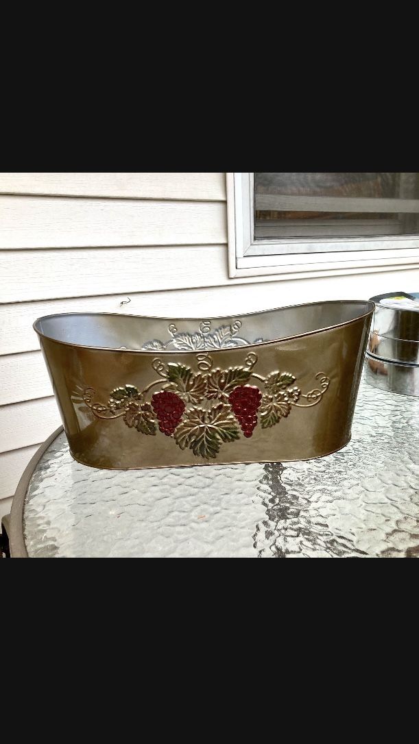 Lg Oval Metal Trough Planter Box With Embossed Grapes