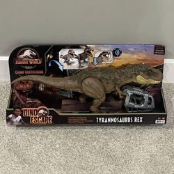 Jurassic World Camp Cretaceous Dinosaur Toy, Stomp 'n Escape Tyrannosaurus T Rex, NEW